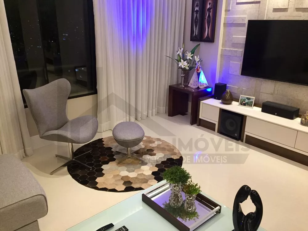 Apartamento à venda com 4 quartos, 200m² - Foto 4