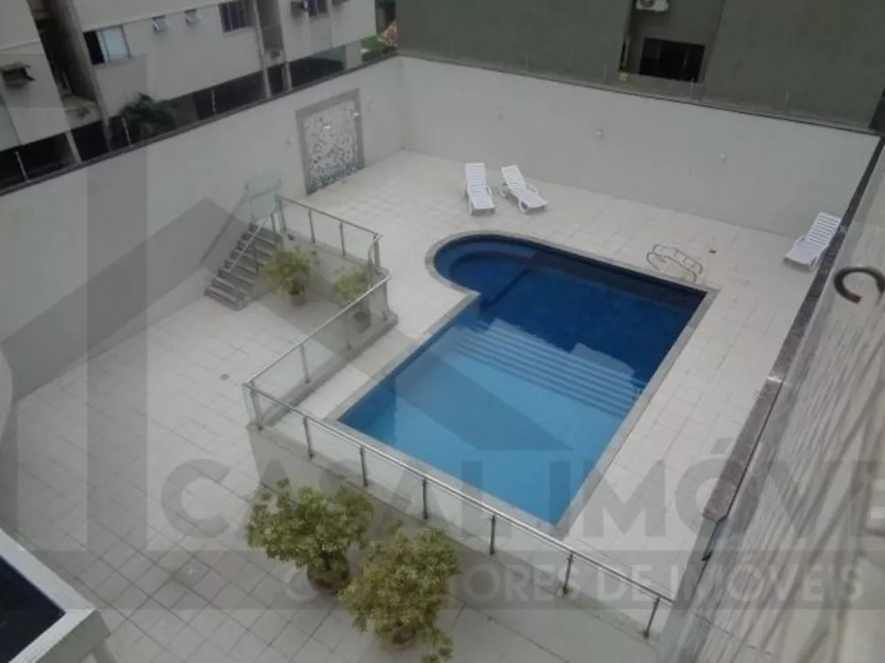 Apartamento à venda com 4 quartos, 172m² - Foto 2