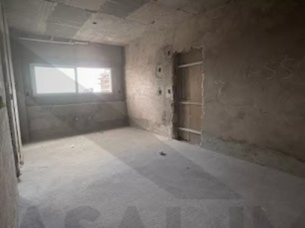 Apartamento à venda com 4 quartos, 250m² - Foto 2