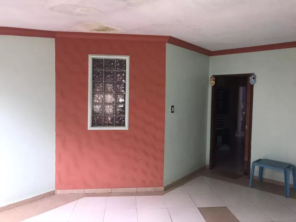 Casa à venda com 4 quartos, 150m² - Foto 4