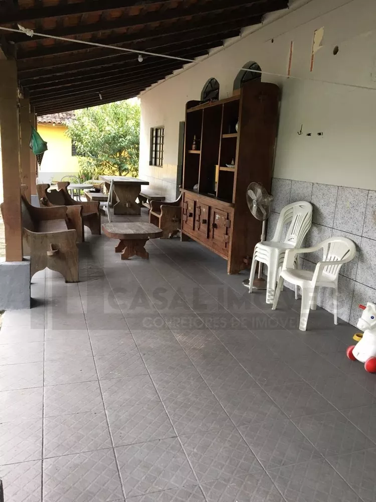 Casa à venda com 5 quartos, 960m² - Foto 2