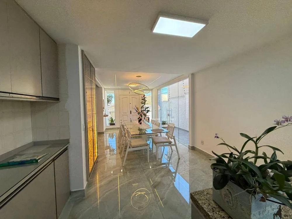 Casa, 3 quartos, 338 m² - Foto 8