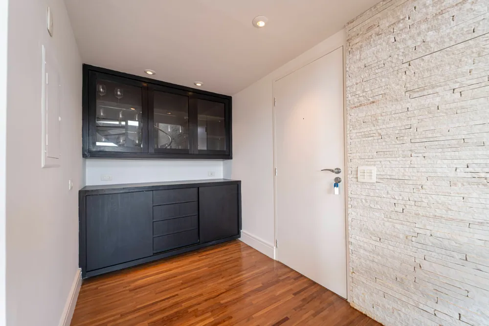 Apartamento, 1 quarto, 104 m² - Foto 1