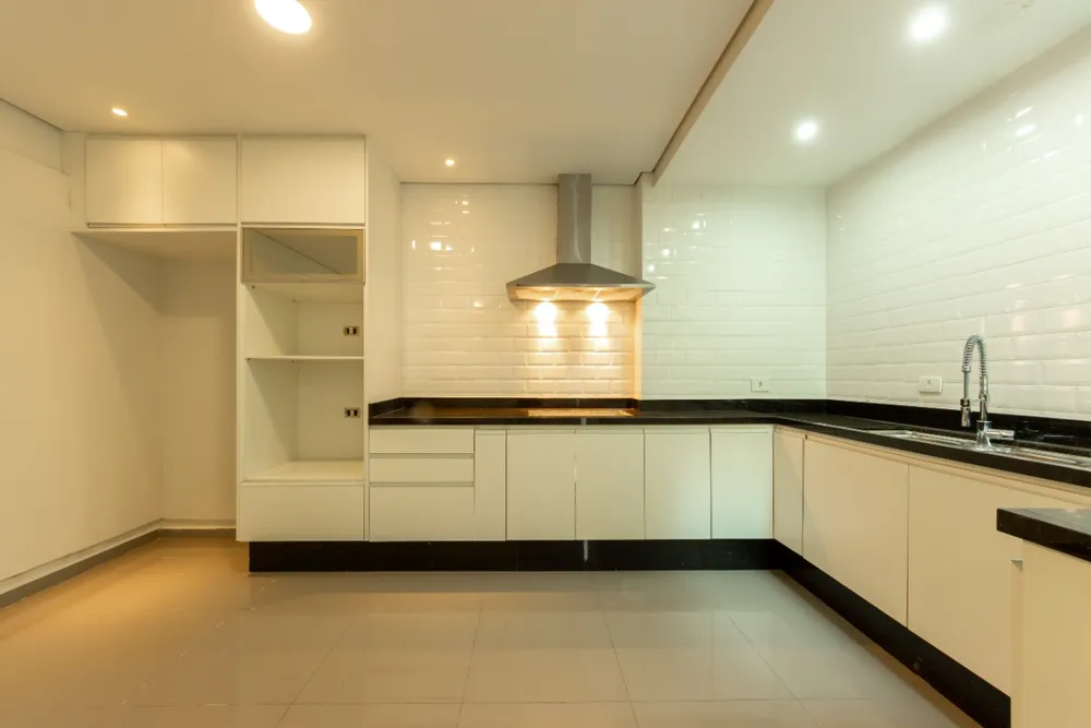 Casa, 3 quartos, 240 m² - Foto 2
