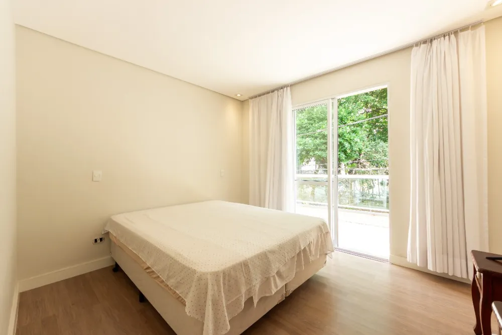 Casa, 3 quartos, 240 m² - Foto 6