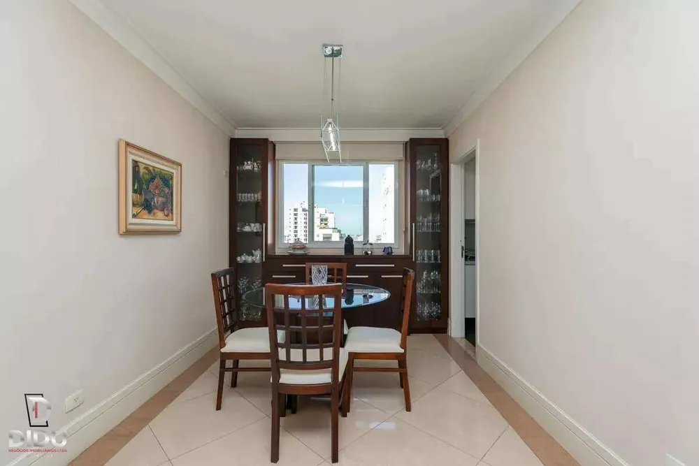 Apartamento, 3 quartos, 194 m² - Foto 6