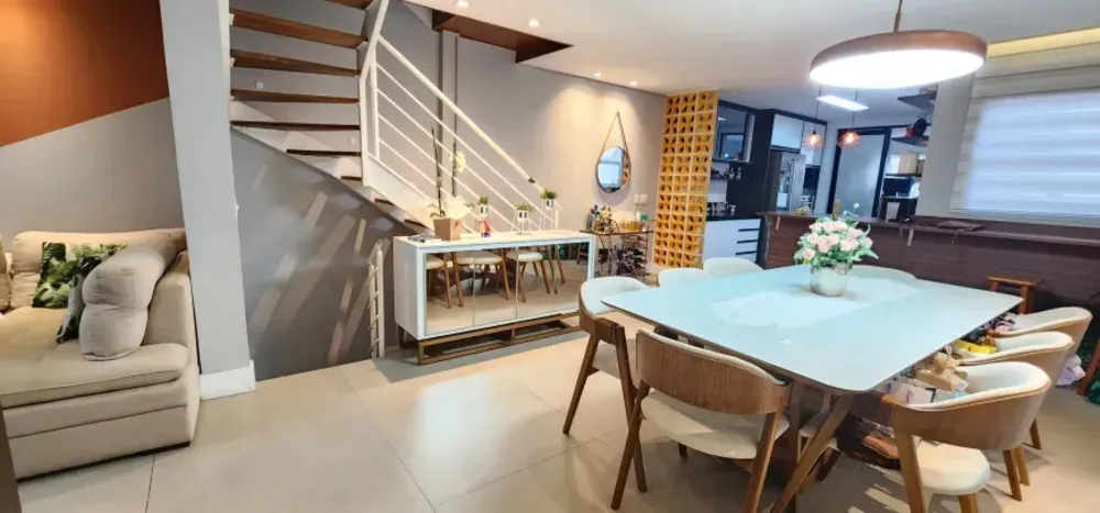 Casa, 3 quartos, 250 m² - Foto 1