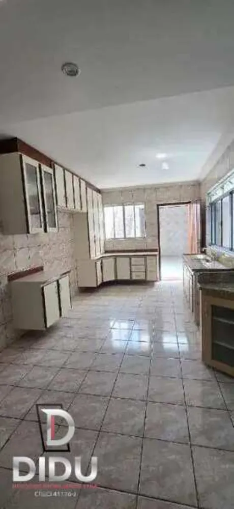 Casa, 3 quartos, 183 m² - Foto 4