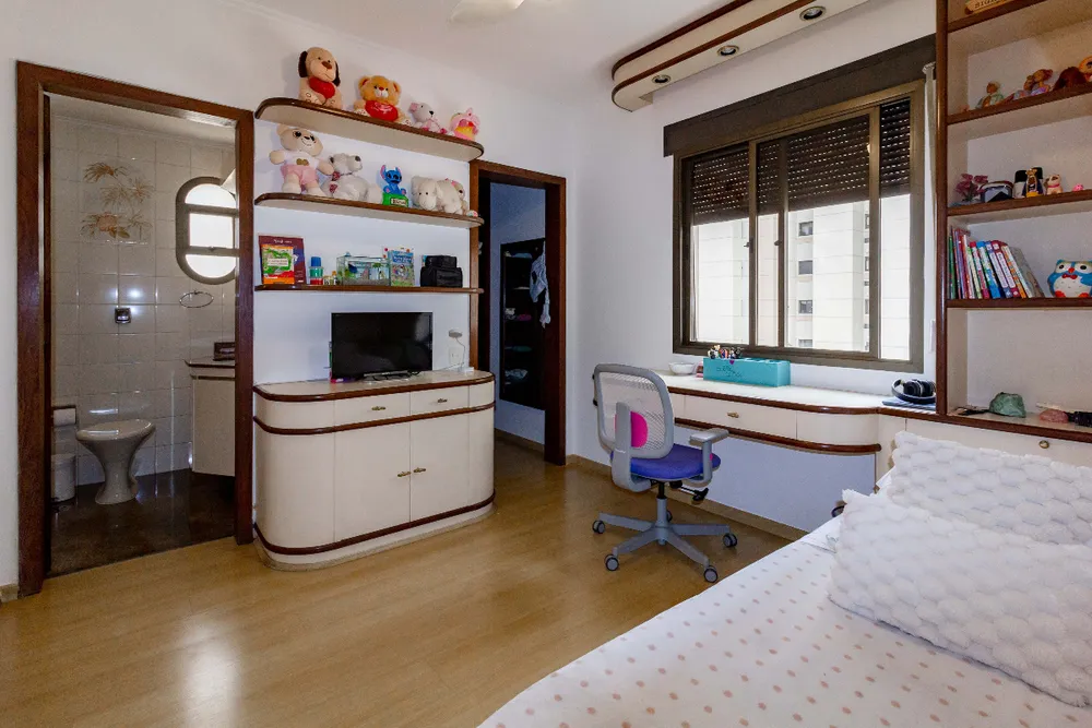 Apartamento, 3 quartos, 217 m² - Foto 4