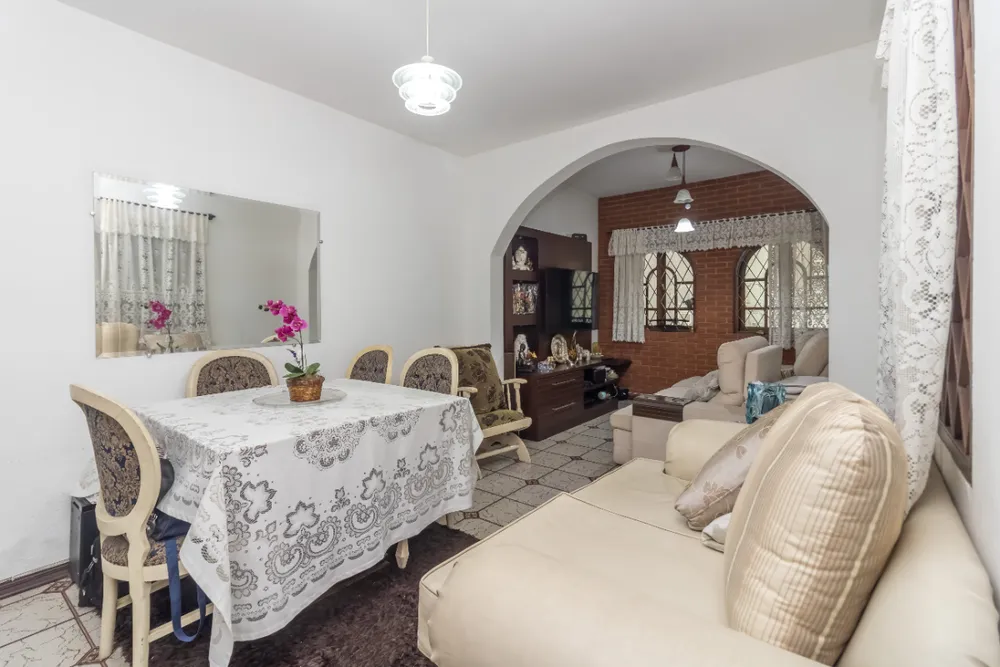 Casa, 4 quartos, 203 m² - Foto 1
