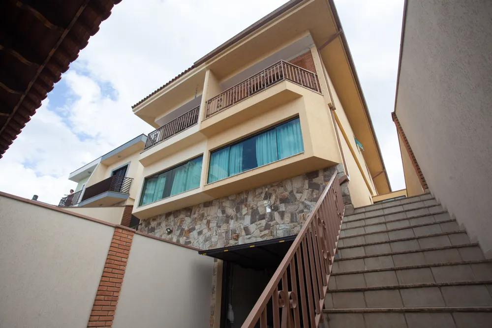 Casa, 4 quartos, 242 m² - Foto 3