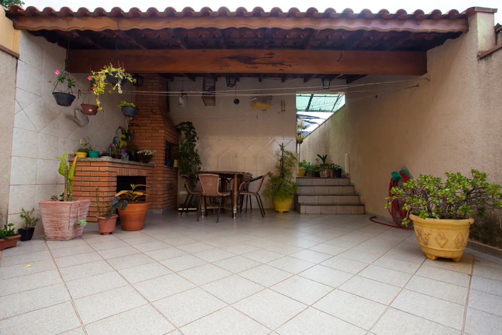 Casa, 4 quartos, 242 m² - Foto 8
