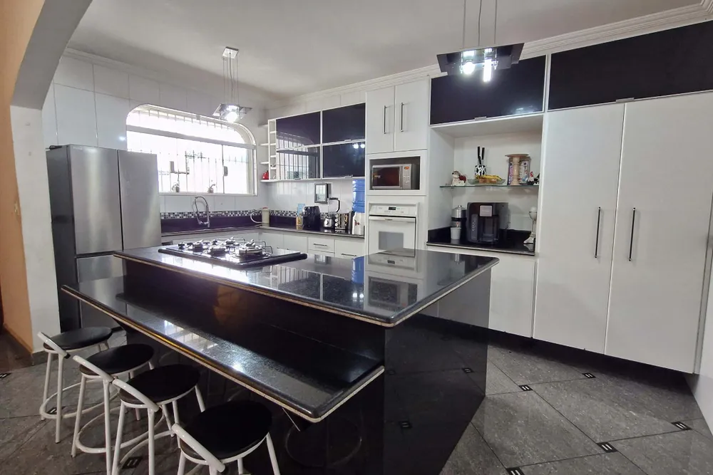Casa, 4 quartos, 554 m² - Foto 9