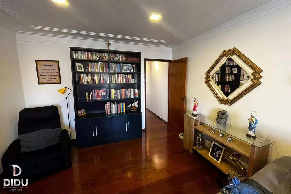 Casa, 3 quartos, 225 m² - Foto 1