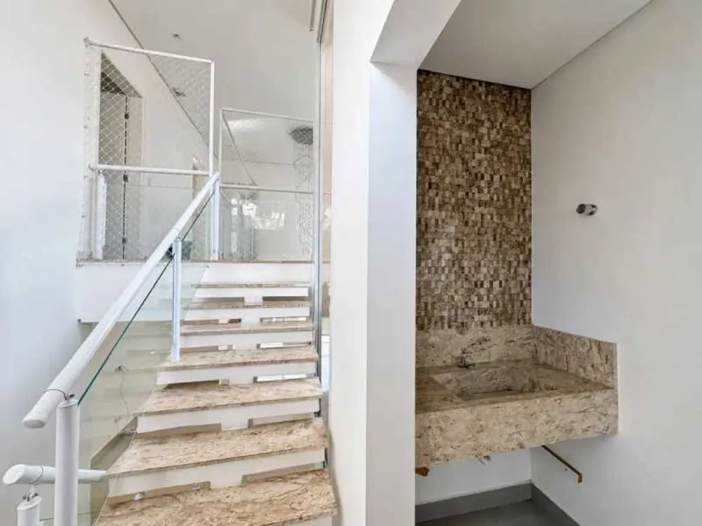 Casa de Condomínio, 4 quartos - Foto 1