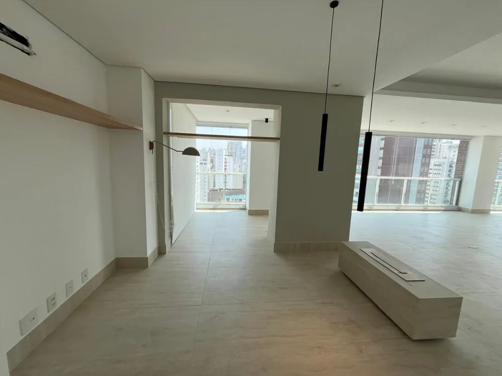 Apartamento, 3 quartos, 197 m² - Foto 2