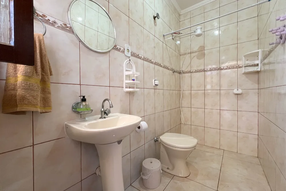 Casa, 3 quartos, 223 m² - Foto 2