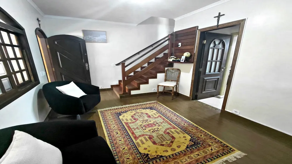 Casa, 2 quartos, 224 m² - Foto 1