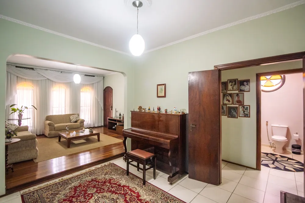 Casa, 4 quartos, 211 m² - Foto 1