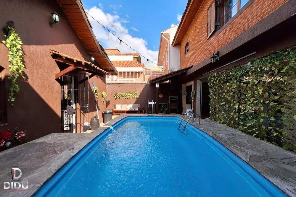 Casa, 3 quartos, 250 m² - Foto 3
