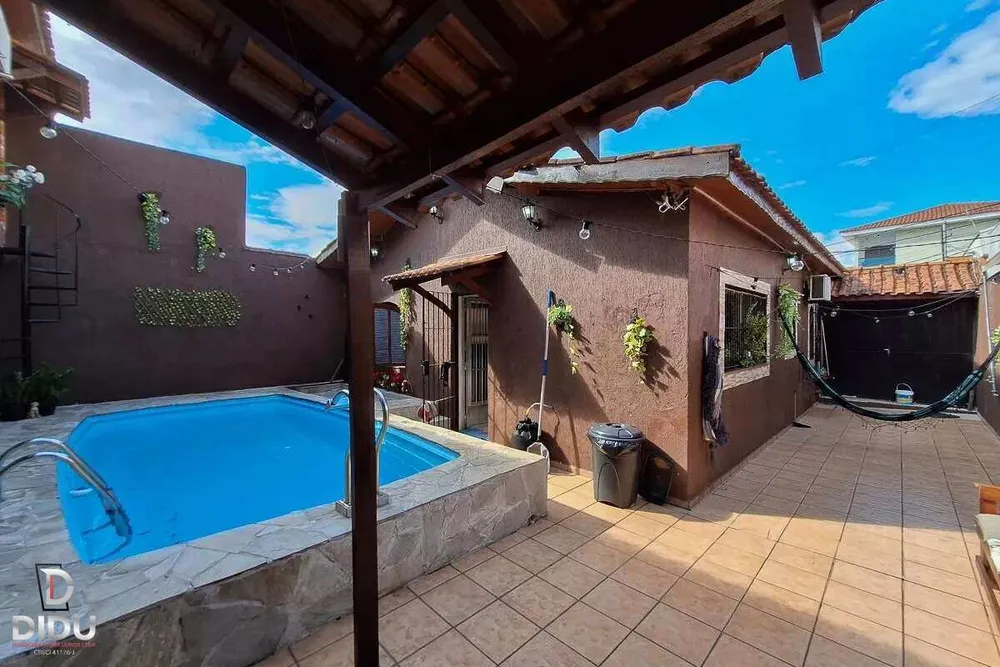Casa, 3 quartos, 250 m² - Foto 7