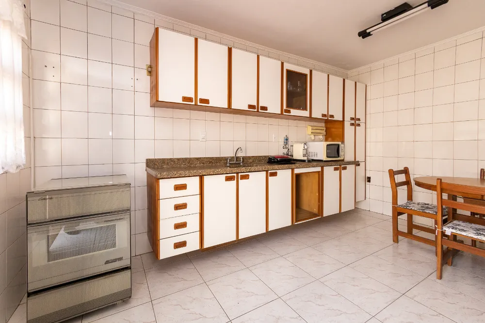Casa, 3 quartos, 164 m² - Foto 2