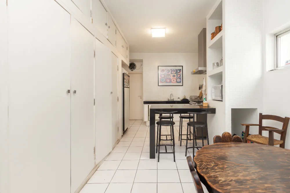 Apartamento, 3 quartos, 260 m² - Foto 4