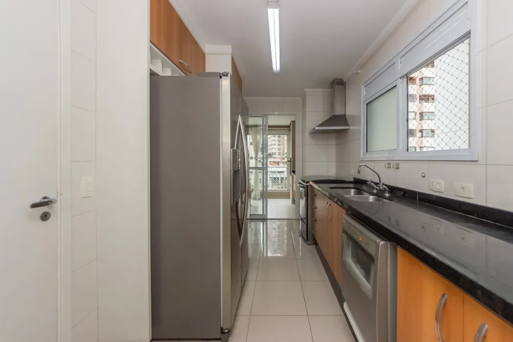 Apartamento, 3 quartos, 133 m² - Foto 2