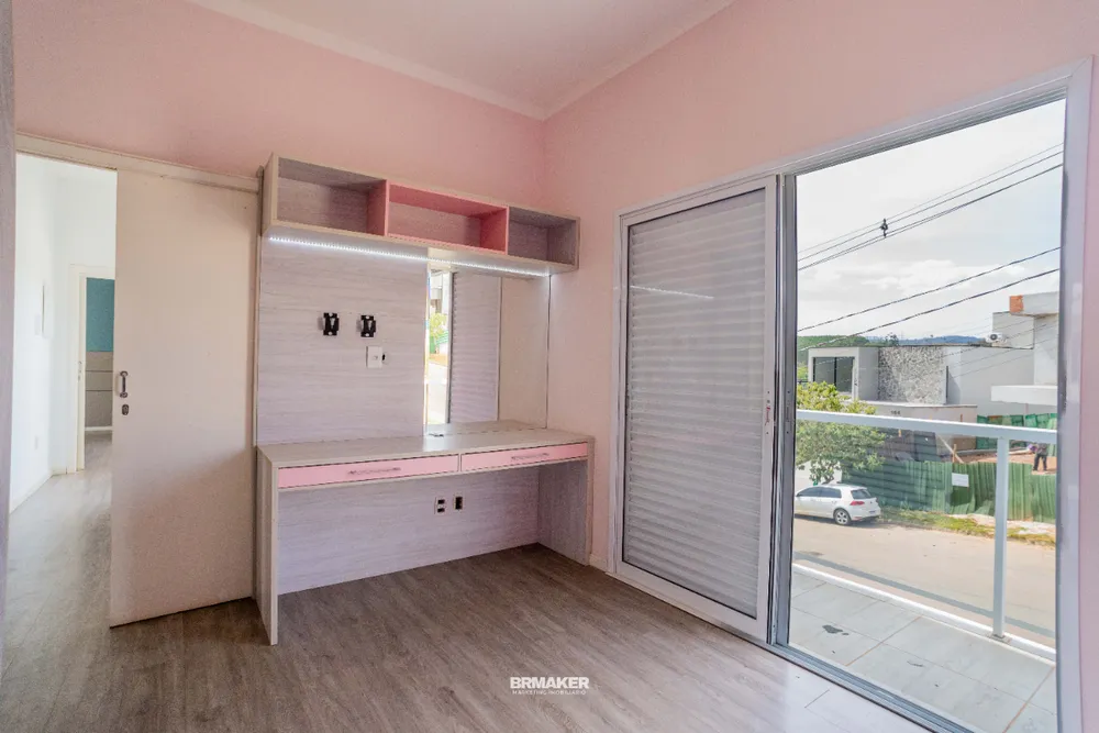 Apartamento, 3 quartos, 604 m² - Foto 1