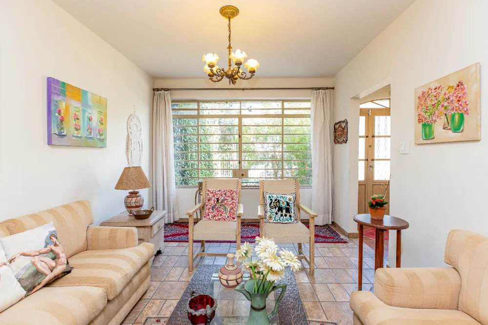 Casa, 3 quartos, 232 m² - Foto 1