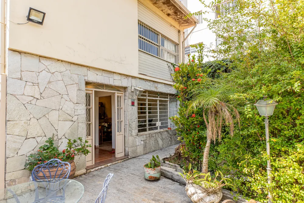 Casa, 3 quartos, 232 m² - Foto 1
