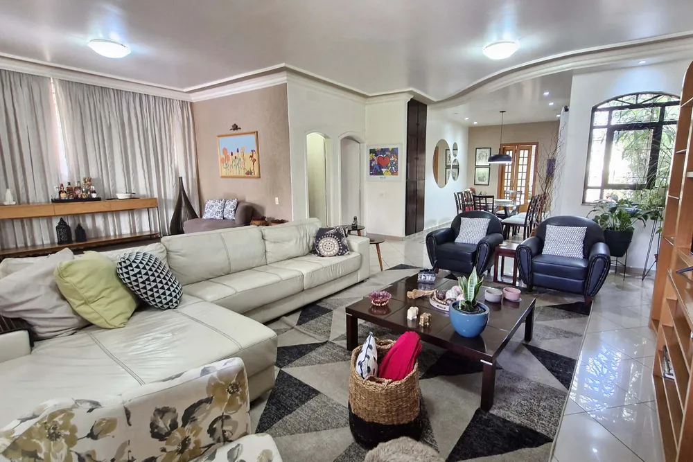 Casa, 3 quartos, 355 m² - Foto 1