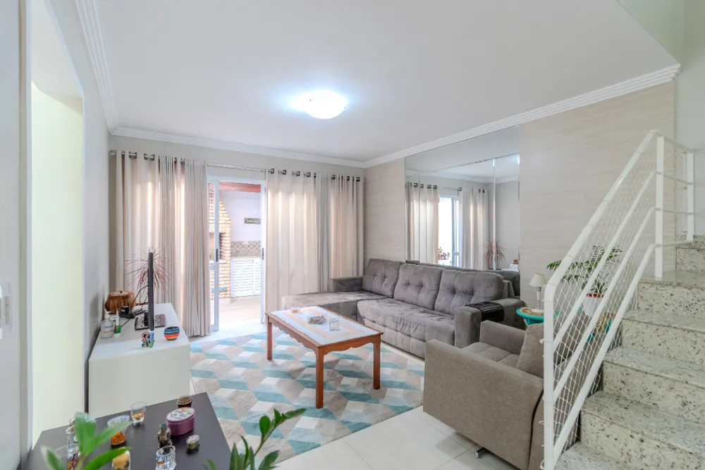 Apartamento, 3 quartos, 220 m² - Foto 1
