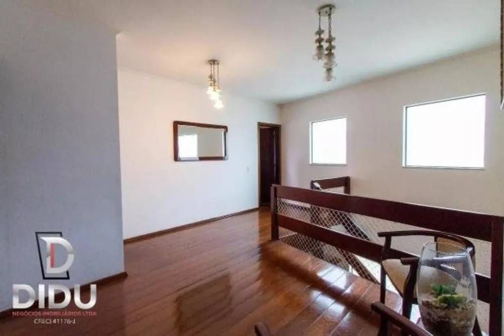 Casa, 4 quartos, 340 m² - Foto 2