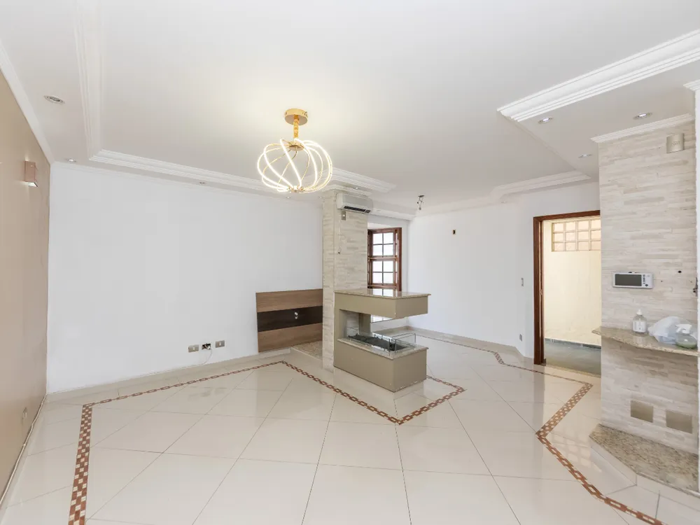 Casa, 3 quartos, 208 m² - Foto 2