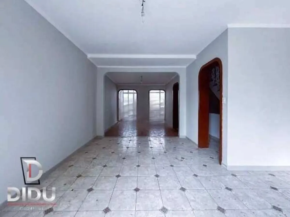 Casa, 3 quartos, 199 m² - Foto 1