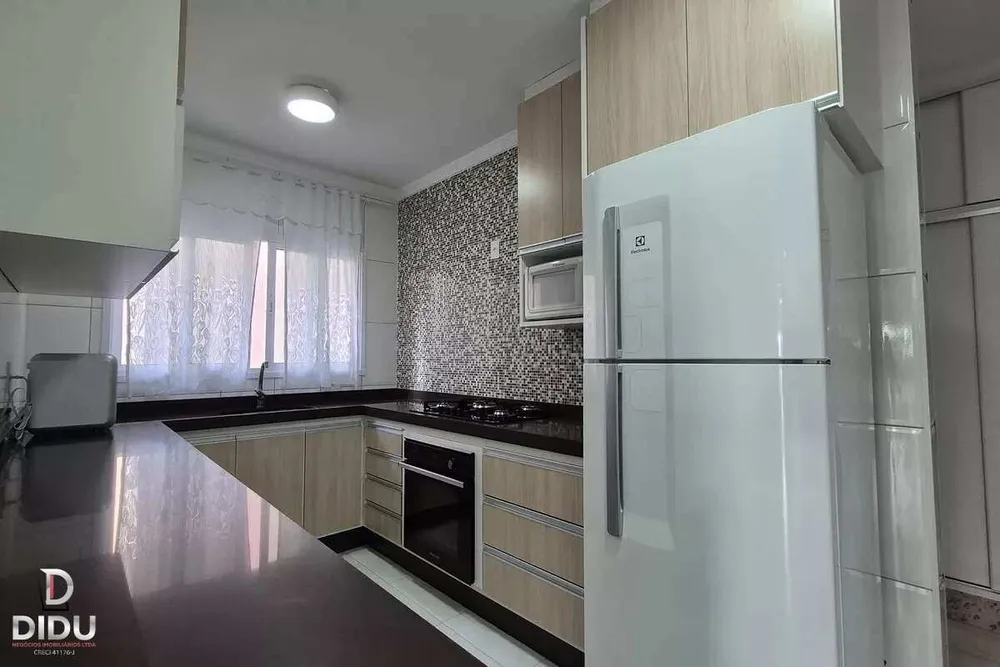 Cobertura, 3 quartos, 225 m² - Foto 3