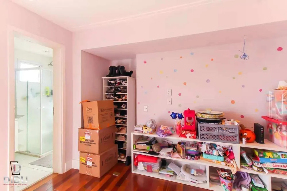 Apartamento, 3 quartos, 146 m² - Foto 1