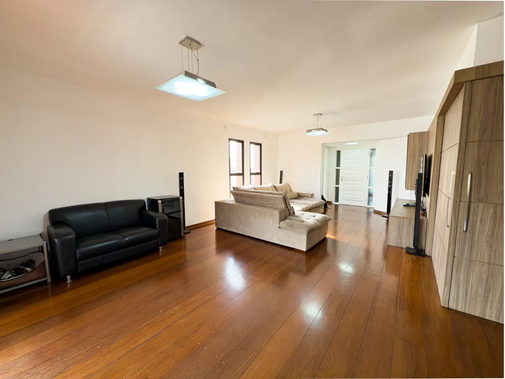 Apartamento, 3 quartos, 177 m² - Foto 1