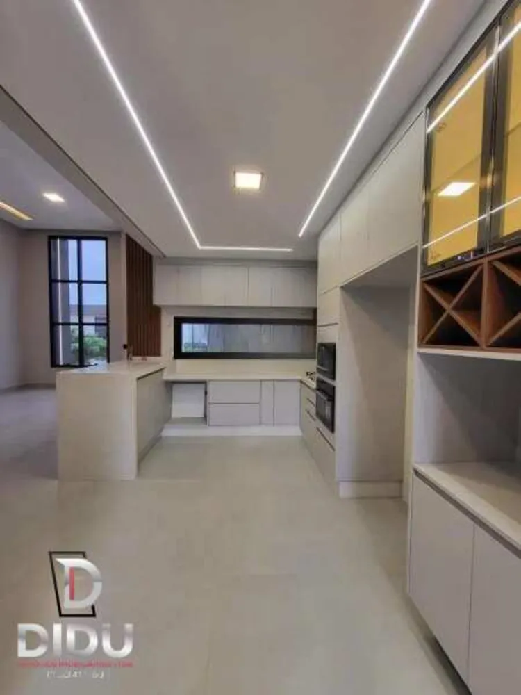 Apartamento, 3 quartos, 200 m² - Foto 4