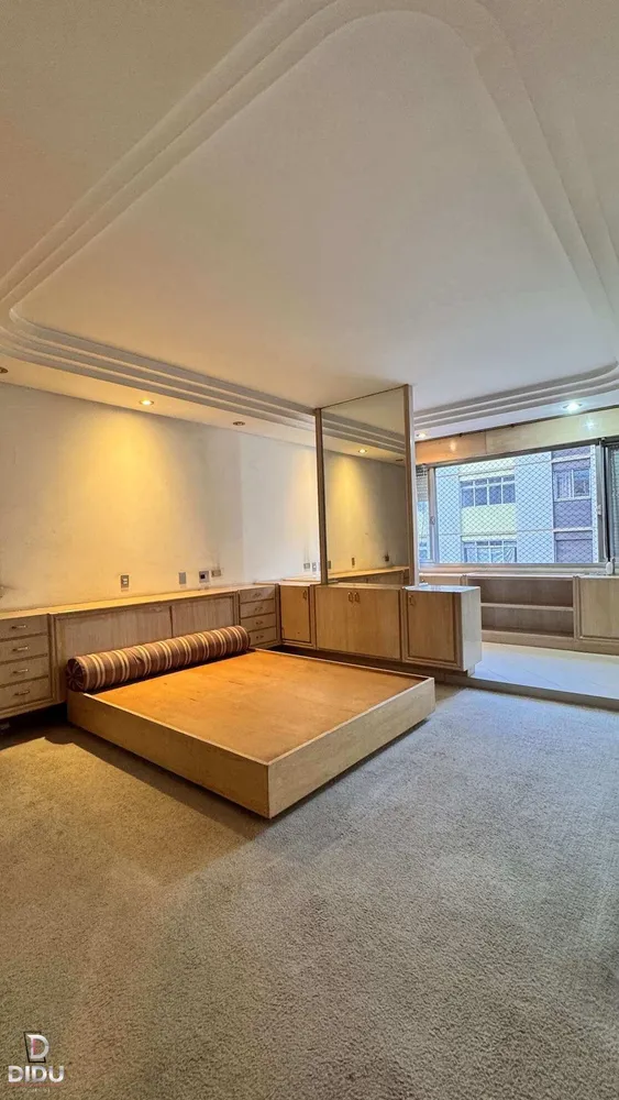 Apartamento, 4 quartos, 240 m² - Foto 1