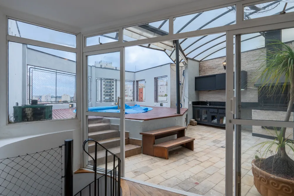 Apartamento, 3 quartos, 134 m² - Foto 1