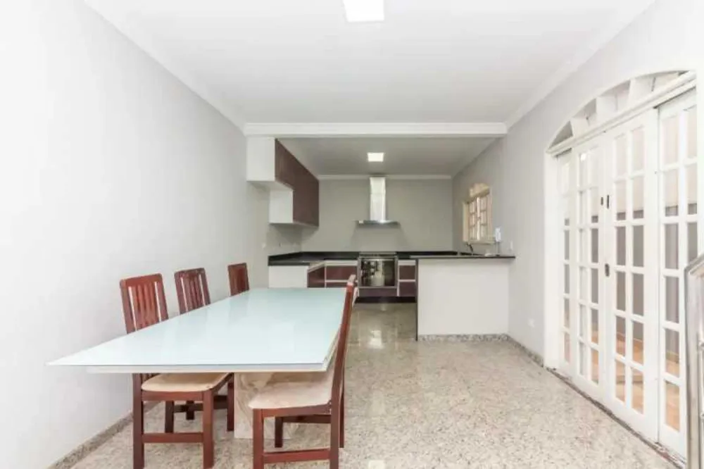 Casa, 3 quartos, 207 m² - Foto 4