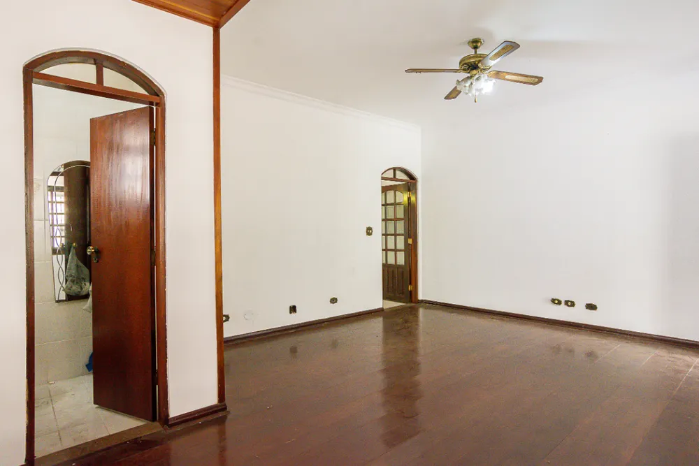 Casa, 5 quartos, 187 m² - Foto 2