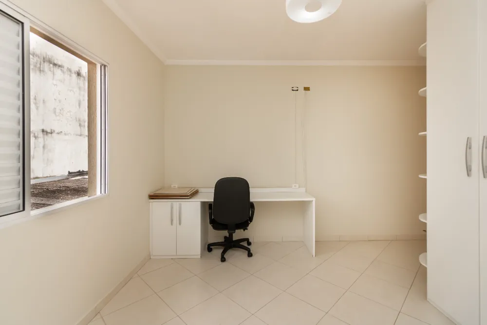 Casa, 3 quartos, 172 m² - Foto 2