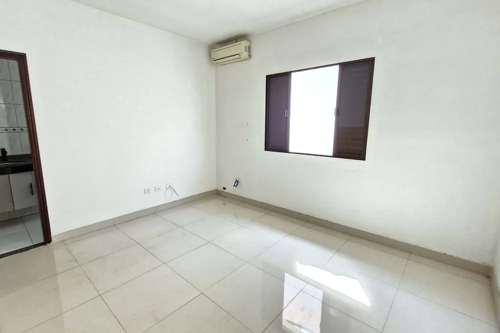 Casa, 3 quartos, 250 m² - Foto 2