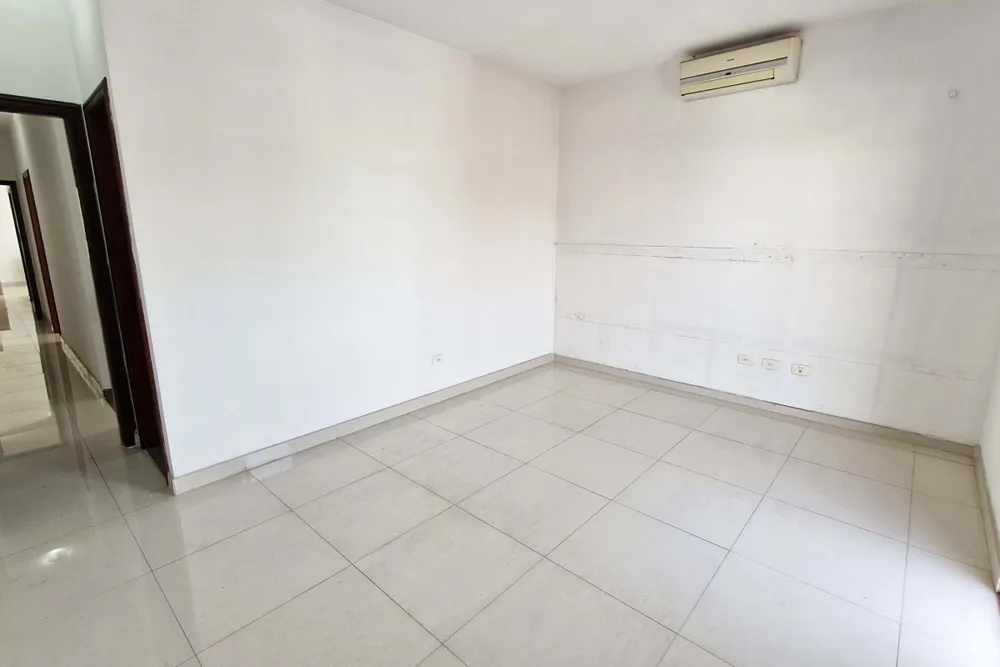 Casa, 3 quartos, 250 m² - Foto 4