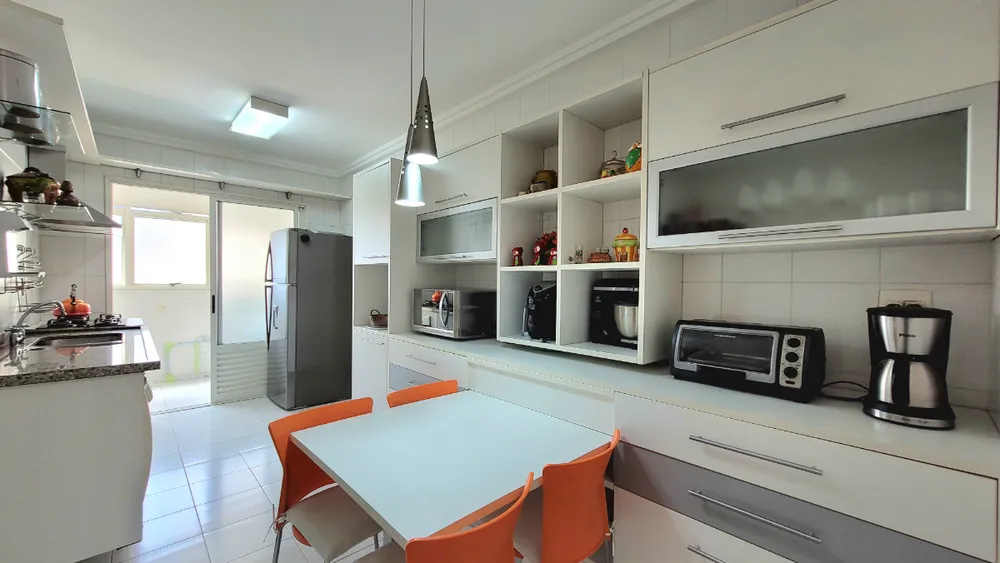Apartamento, 3 quartos, 150 m² - Foto 1