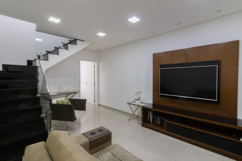 Casa, 3 quartos, 195 m² - Foto 1