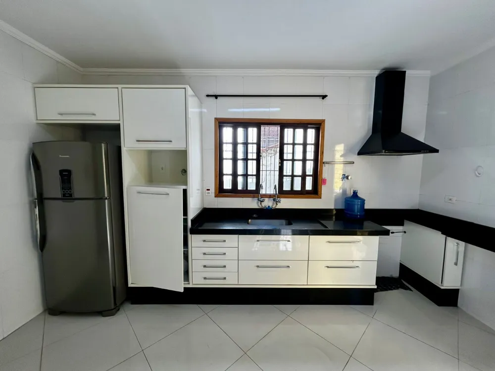 Casa, 3 quartos, 232 m² - Foto 3